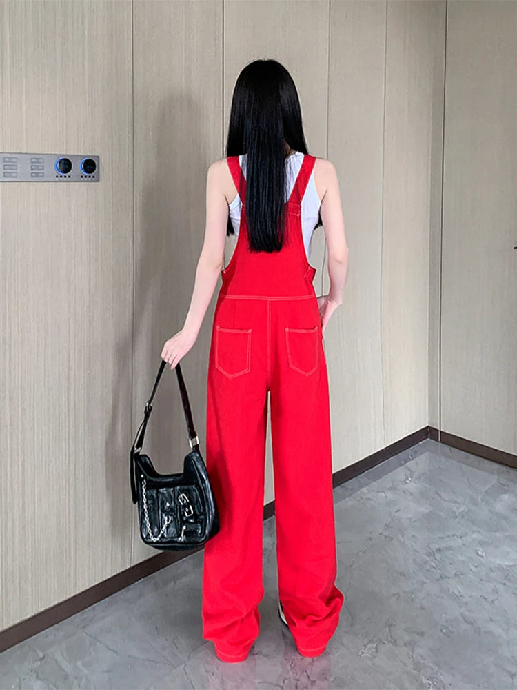 salopette rouge moderne