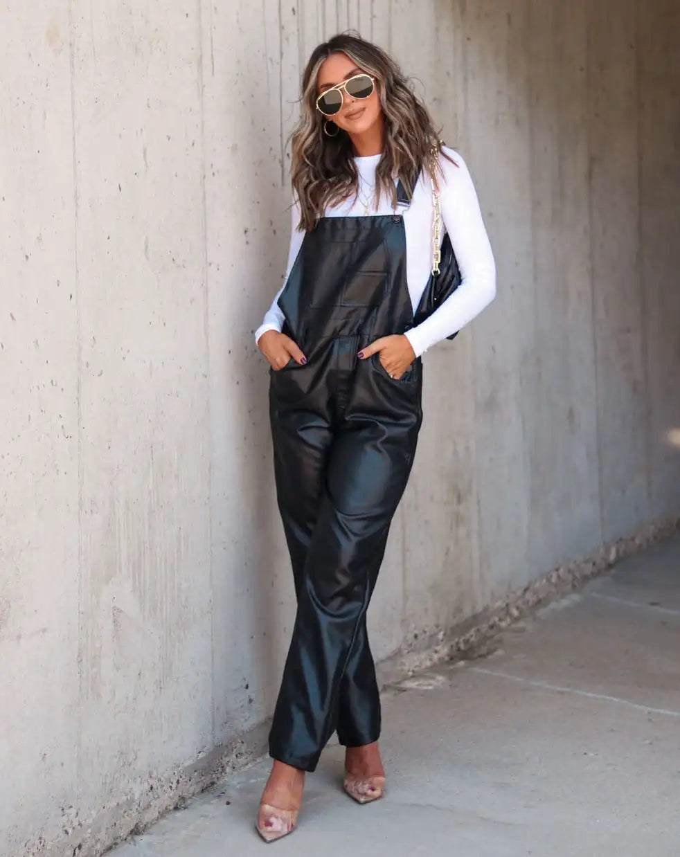 salopette simili cuir