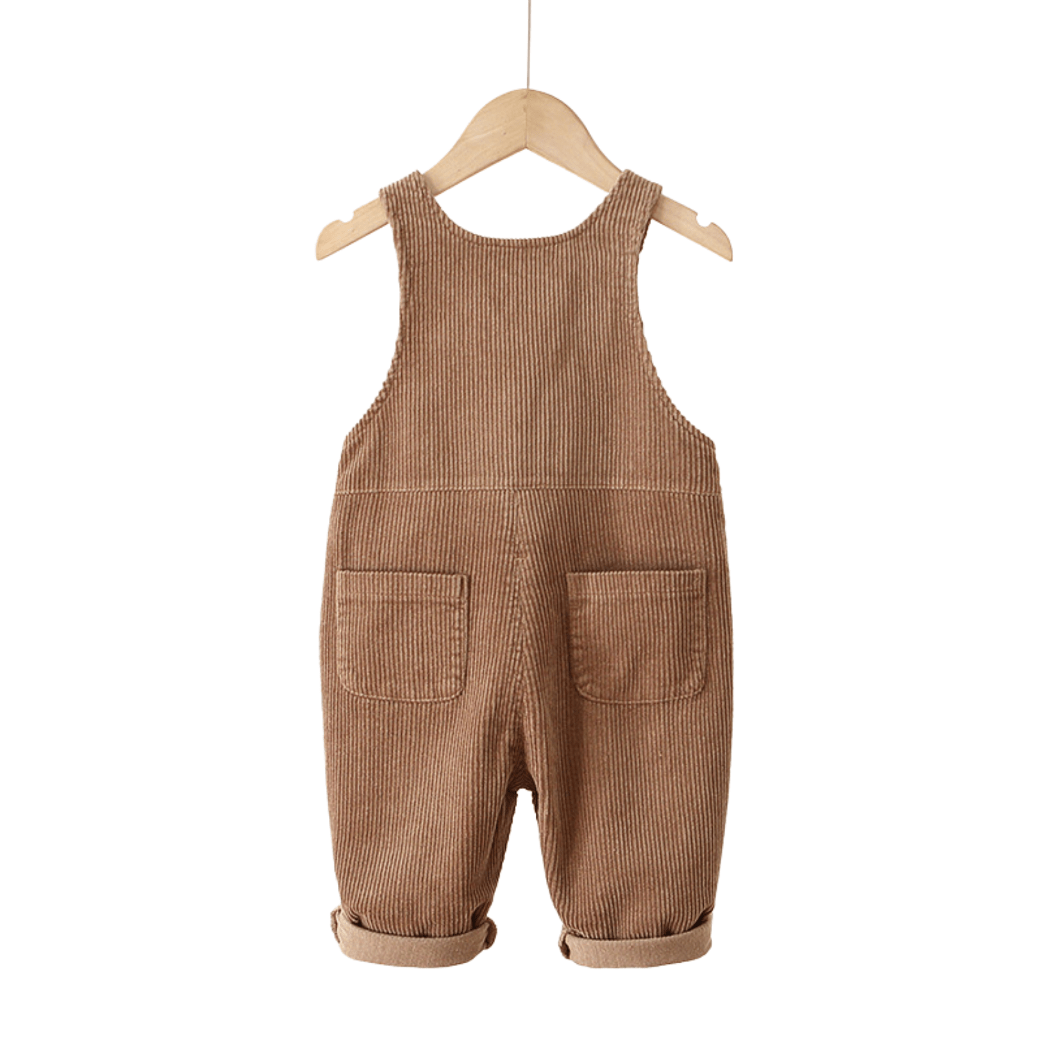 style enfantin en salopette coton