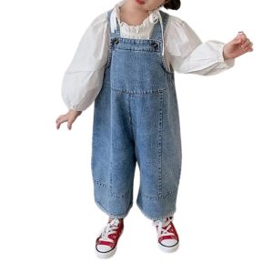 salopette enfant en jean décontractée